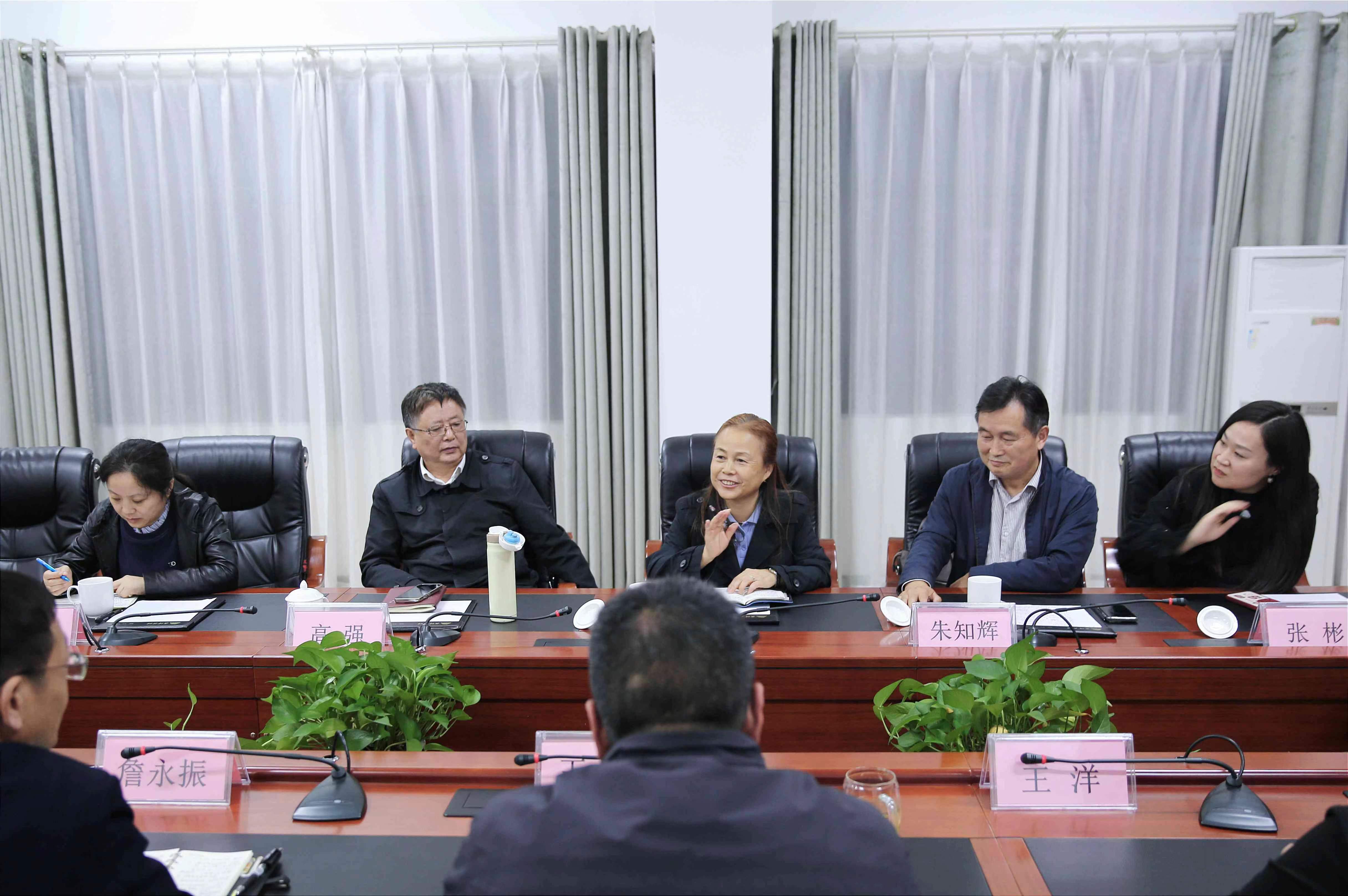 1699337815945418.jpg b6c9472e15562a25ea211c51ed58f79.jpg